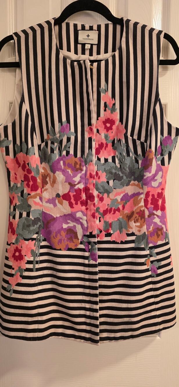 Tuckernuck Rhoda Flowering Trellis Tunic Size Medium
